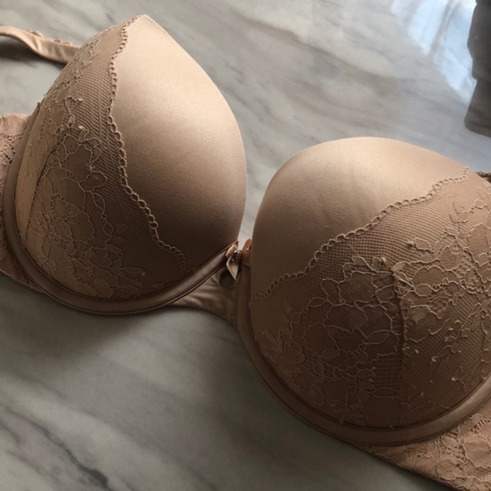 Victoria’s Secret body by Victoria